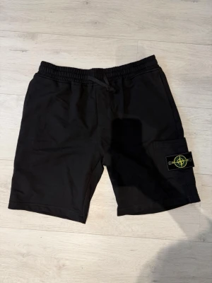 Stone island black shorts M - Size M, true to size. Just like new, unused. Please ask questions if needed