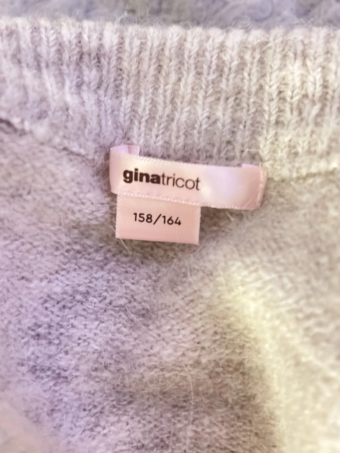 Beige stickad tröja  - 1