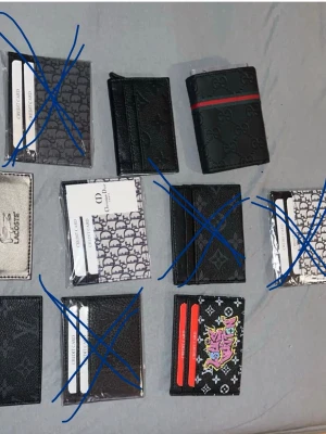 H&M - Fräscha plånböcker från H&M 150kr/st