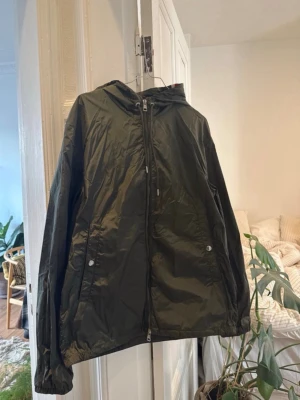 Moncler grimpeurs storlek L (4) - Äkta, går att verifiera äktheten på monclers hemsida