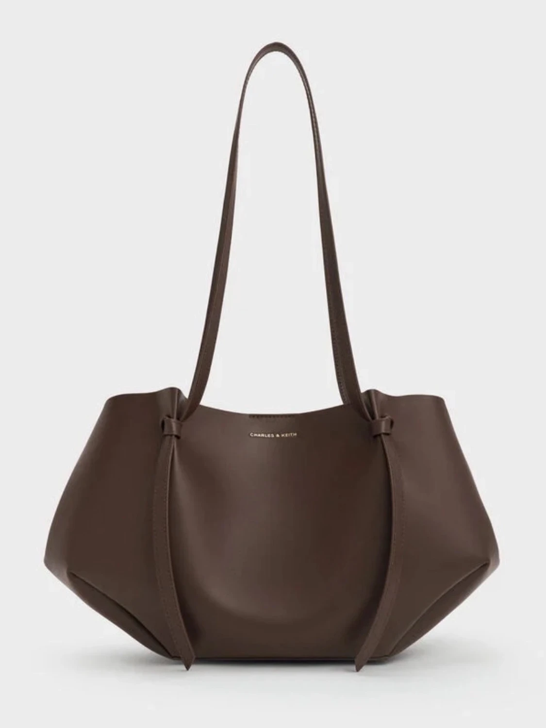 Brun väska från Charles & Keith