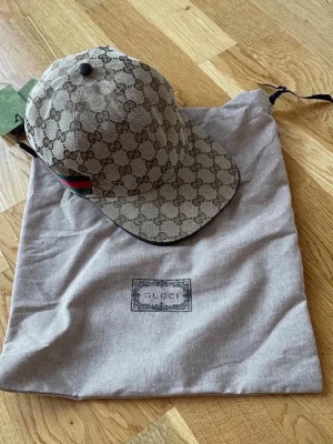 Keps - Högsta högsta kvaliten på marknaden✅ Storlek L men justerbar👍 1-3 dagars leveranstid📦 Pris 450kr