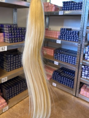 Långt blont löshår clip-on  - Tape 30 st slingor 50 cm helt nytt 100 äkta hår 