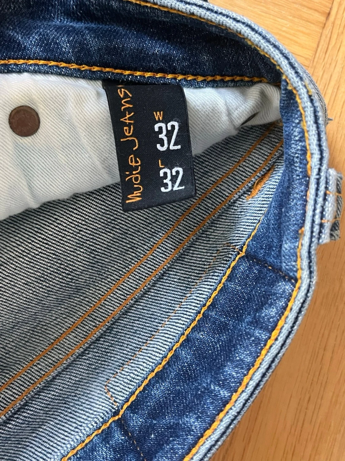 Blå slim fit jeans från Nudie - 2