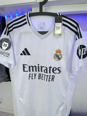  T-shirt  - Ja