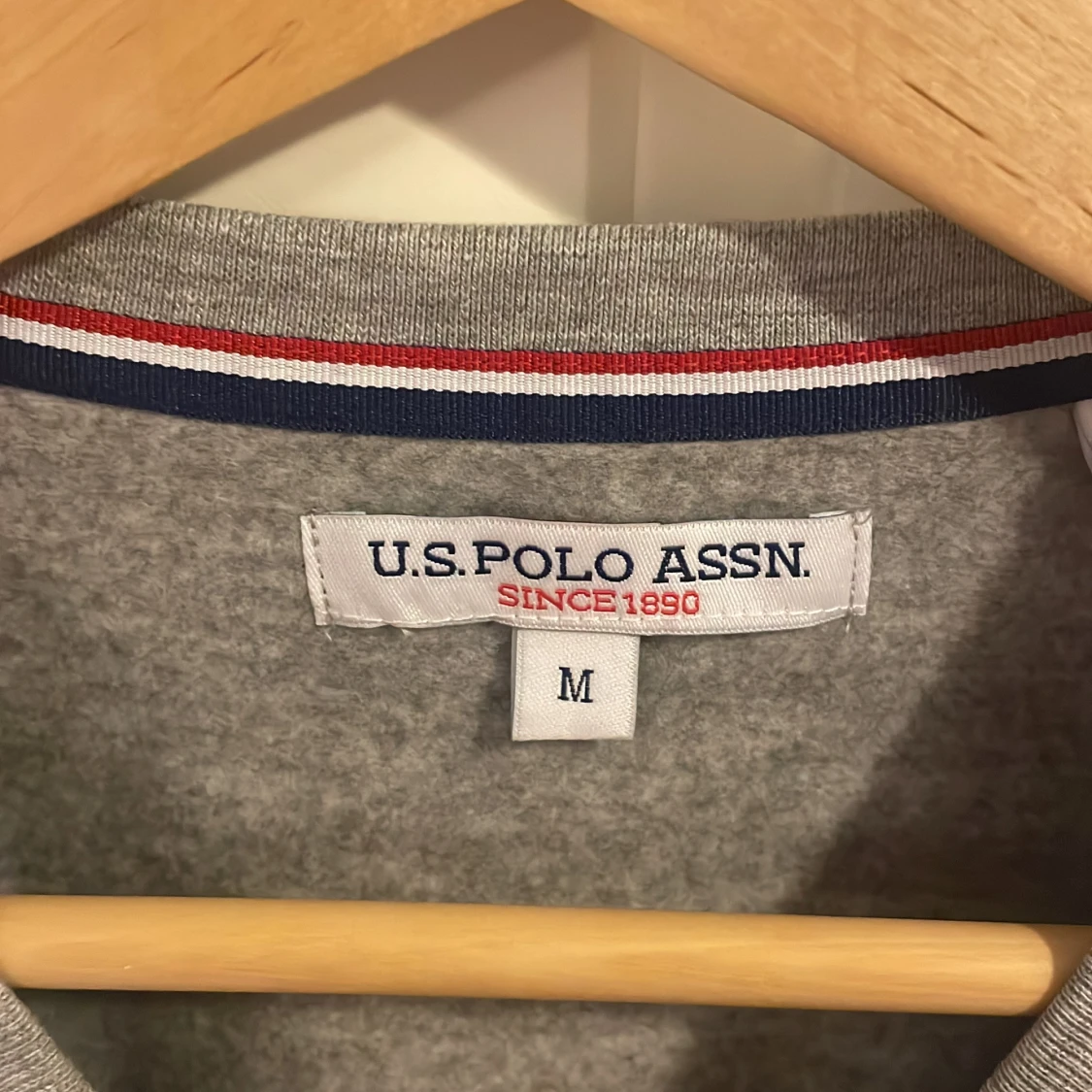 Grå tröja från U.S. Polo Assn. - 2