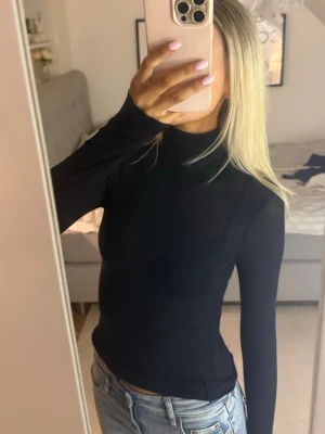 Intimissimi polo tröja - Helt oanvänd kashmir polo tröja från intimissimi