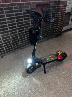 Ootd t10 scooter - Allt funkar väl, jag har ett par nya blinkers bara att de inte är monterade