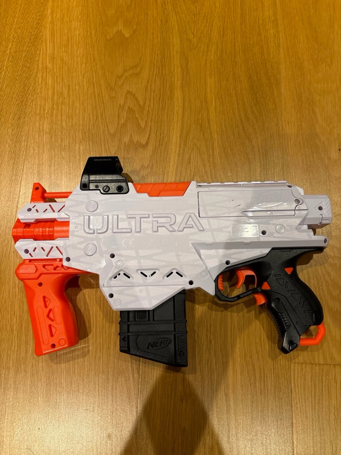 Nerf Ultra AMP Blaster - 1