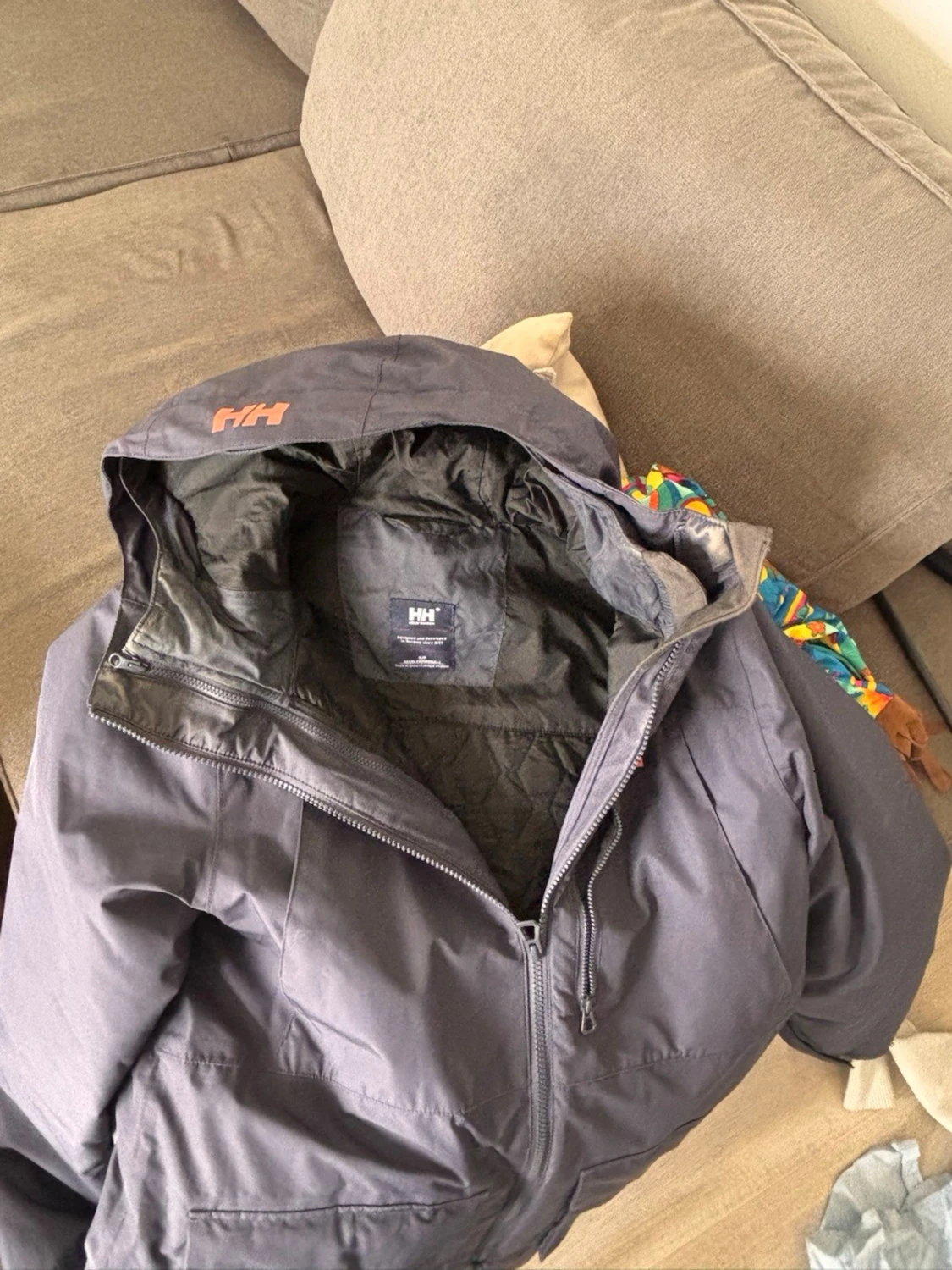 Mörkblå regnrock från Helly Hansen - 2