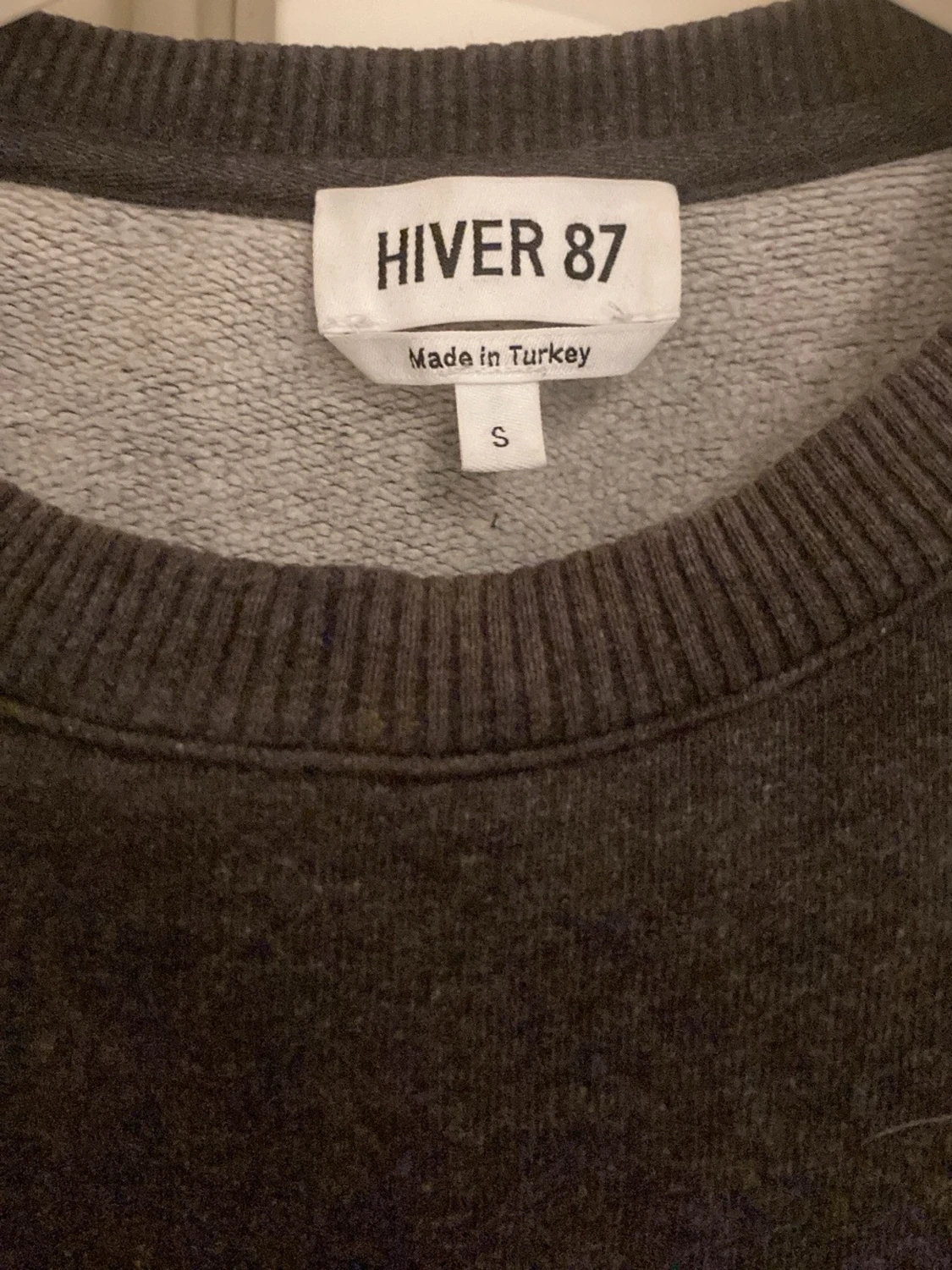 Mörkgrå sweatshirt från A.P.C. - 2
