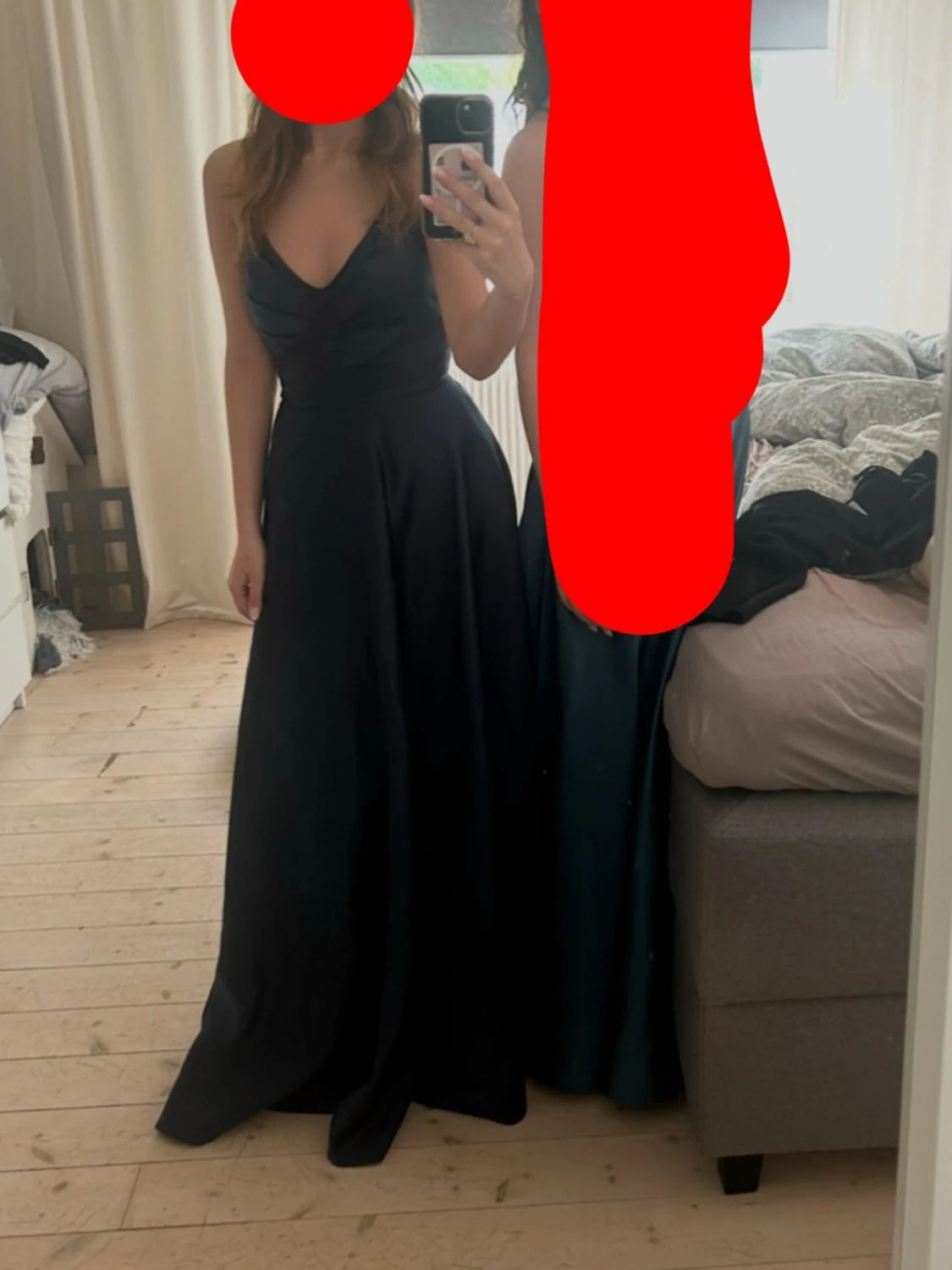 Marinblå långklänning med snörning - 3