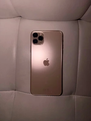 Iphone 11 pro max - Hej, säljer nu min Iphone 11 pro max då den inte kommer till användning längre. Endast för 999 SEK. Först i kvarn!