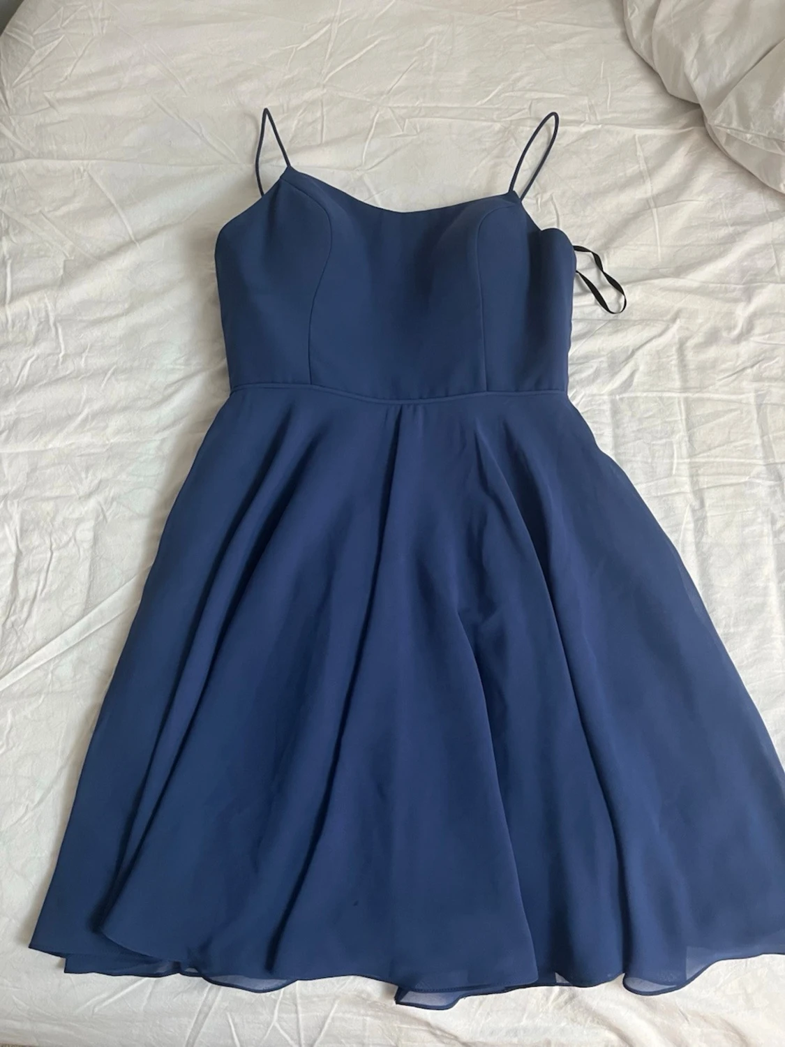 Marinblå kort klänning med snörning