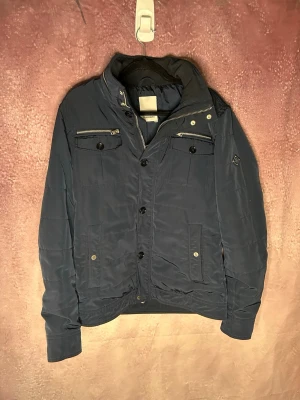 J.lindeberg field jacket bailey - Mycket fint skick | Size L | fraktar inom 24 timmar | för att köpa klicka ”köp nu” | vid frågor eller funderingar skriv en meddelande | följare får bättre rabatter🙌