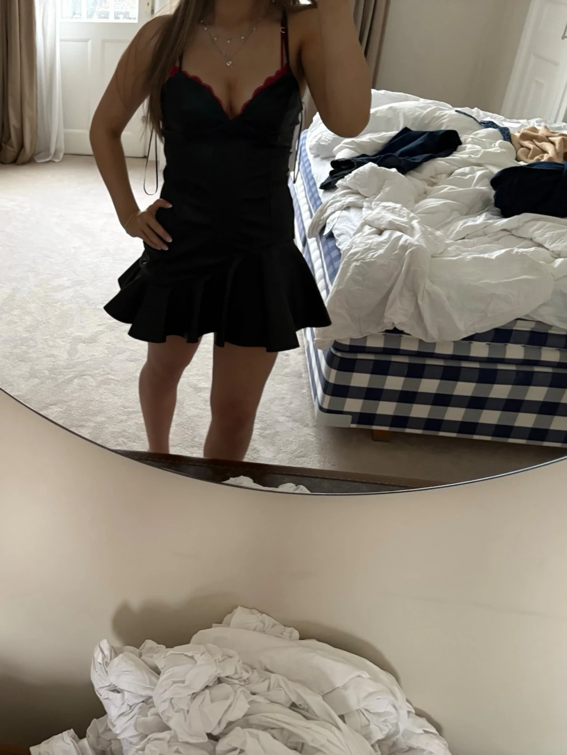 Svart kort skin klänning - 1