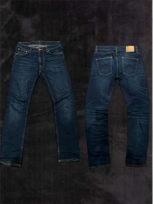 Nudie jeans - Nudie jeans med extremt snygga fades och spår av användning som blir galet snyggt efter tid | 29/30 | Modell: Lean Dean | priset går självklart att diskutera😊