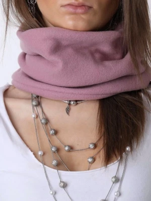 Buff - PARIS - Jättefin, varm och skön buff i en dusty rose färg!  Buffen är i polarfleece och är sydd för hand. Passar perfekt för lite kyligare dagar!  Vid frågor eller funderingar är det bara att skicka ett meddelande!