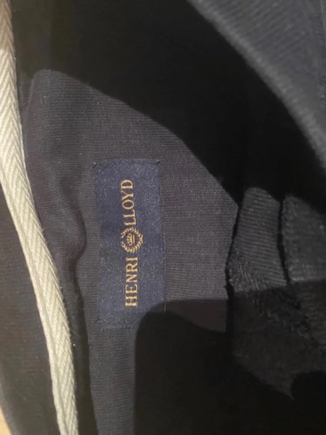 Svart sweatshirt från Henri Lloyd - 2