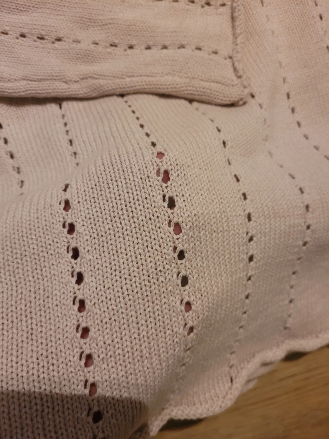 Ljusbeige stickad tröja 157 L - 2