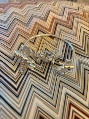 Silver örhängen och armband - Super fint armband och örhängen från Ioaku! 🐝🌸💖