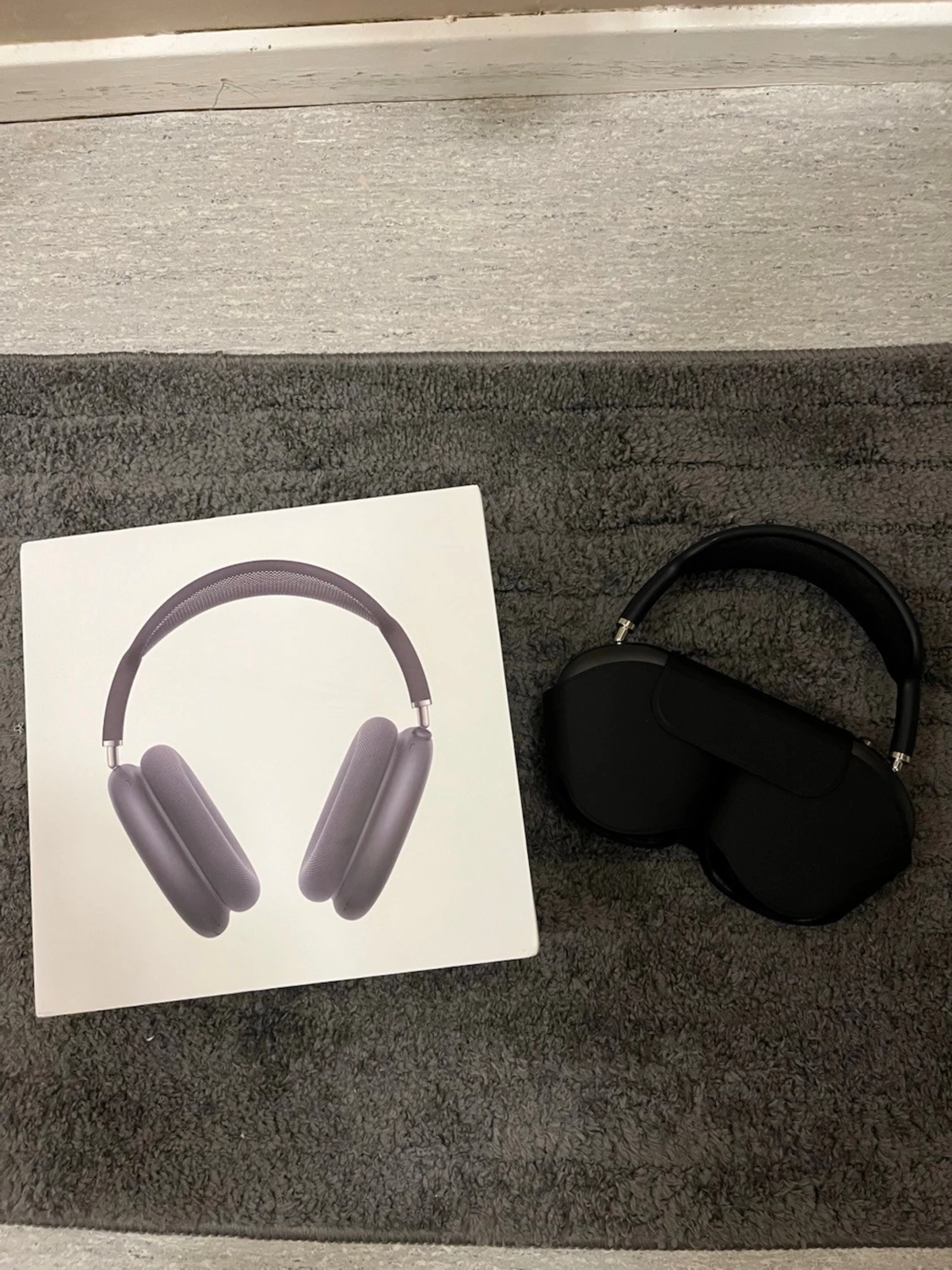 Apple AirPods Max Svart Over-ear