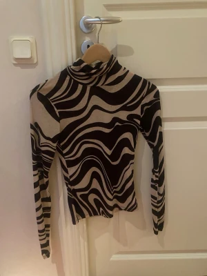 Topp - Topp från lindex. Använd ett dåral gånger 