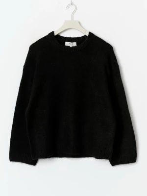 Svart stickad tröja  - Stickad tröja från gina 