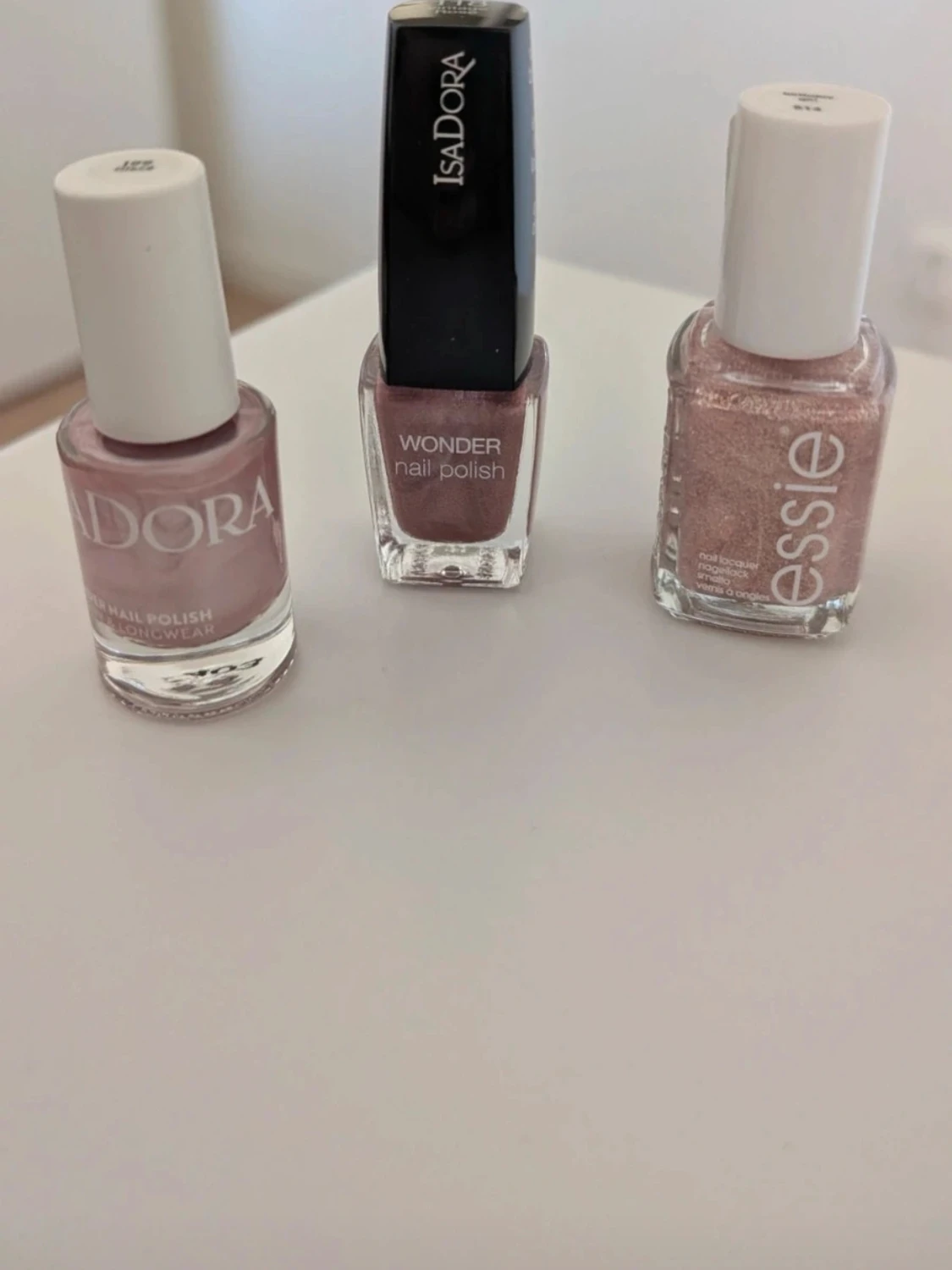 3 rosa nagellack IsaDora & Essie