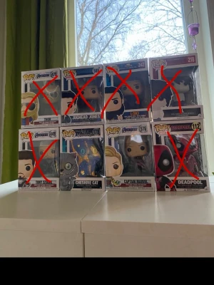 Funko Pop figurer - Pop-figurer i originalförpackning. Alla är öppnade, men har enbart stått på en bokhylla. 1 för 130, alla för 200!❤️