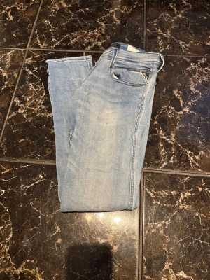Replay Jeans - Anbass  - Hej nu säljer jag ett par oanvända Replay Jeans i storlek 31/34. Priset går att diskutera 
