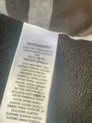 Burbbey tröja - En fin tröja passar med nästan allt