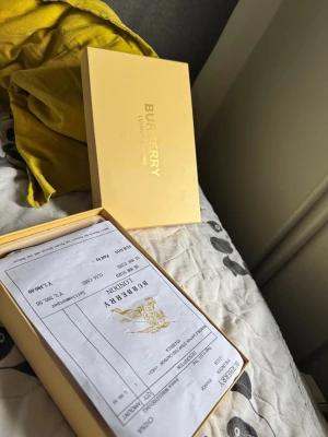 Burberry bälte 105cm - Inte använd