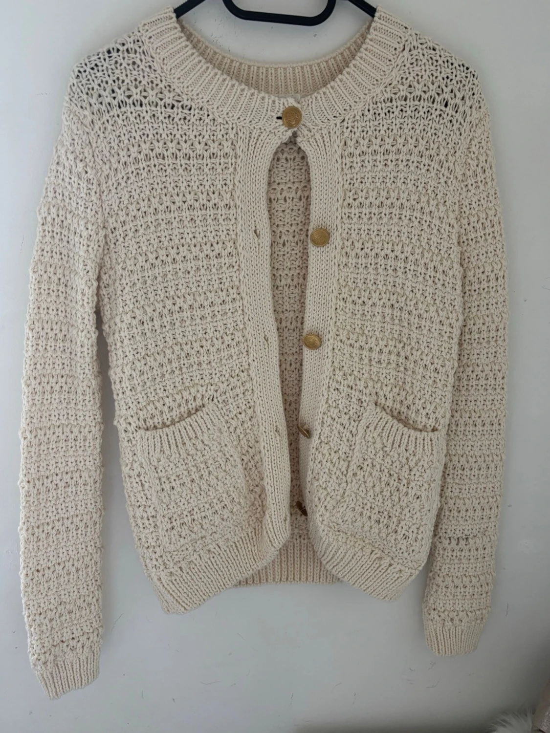 Beige stickad kofta från Primark 