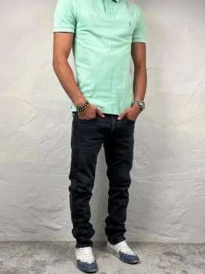 Replay jeans  - Ett par riktigt snygga jeans från Replay i storlek W31 L30 i modellen Waitom