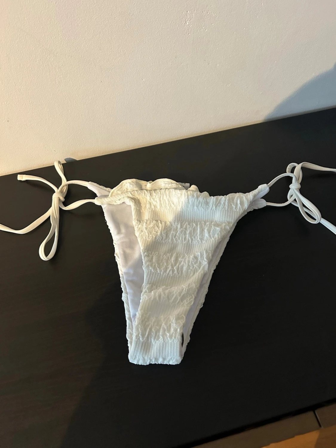 Oanvänd bikini - 4