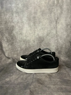 Lanvin skor -  fint skick | Size UK 8 = 43 | fraktar inom 24 timmar | för att köpa klicka ”köp nu” | vid frågor eller funderingar är det bara att skicka ett meddelande | följare får bättre rabatter🙌