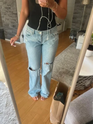 Jeans zara - Populära jeans från Zara! Använda 2 gånger så snygga 
