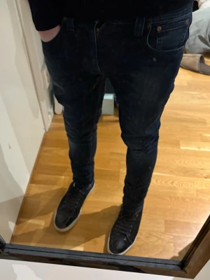 Nudie jeans - Säljer dessa feta nudie jeans | Bra skick | Modell: Lean Dean | Storlek: 30/34 | Nypris: ca 2000 Mitt pris: 499 | Skriv vid minsta fråga eller fundering 🤝