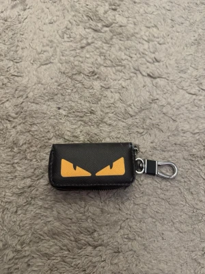 Svart Fendi nyckelhållare  - Nyckelhållare Fendi