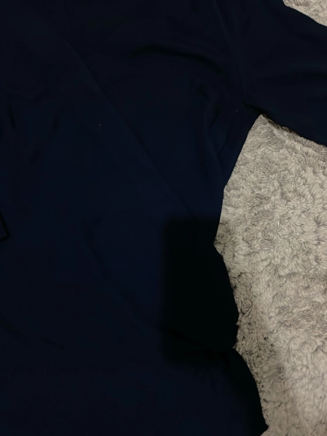 Mörkblå blus med knytband - 4