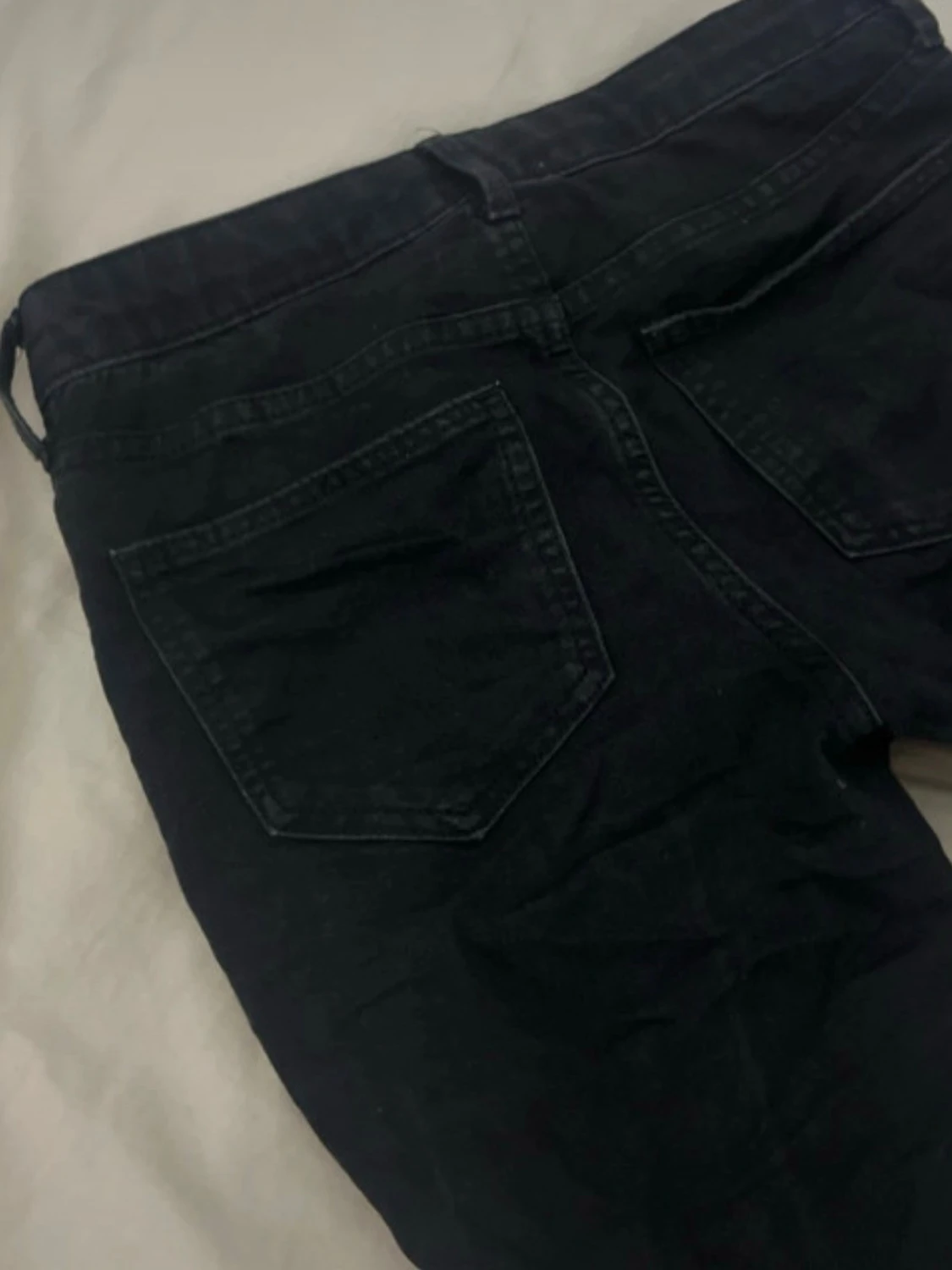 Svarta Low waist utsvängda jeans - 1