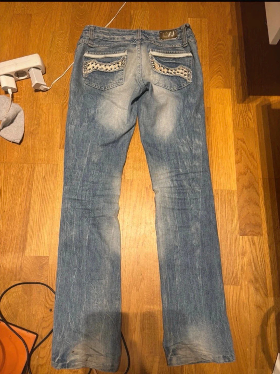 Blå jeans med Betty Boop-tryck - 1
