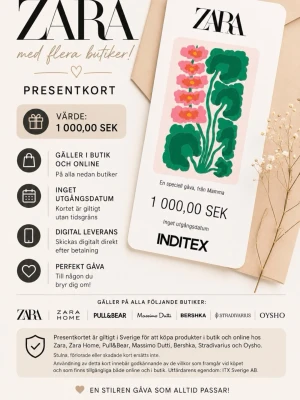 Presentkort Zara 1000 kr  -  presentkort på 1000 kr som gäller i butik och online hos Zara, Pull&Bear, Massimo Dutti, Bershka, Stradivarius, Oysho och Zara Home. Kortet har inget utgångsdatum. 