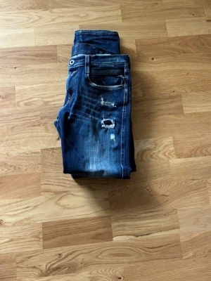 Replay anbass - Ett par feta replay jeans i stolek 28-30 / ✅ Modell slim fit anbass 🥇 skriv vid funderingar.👑
