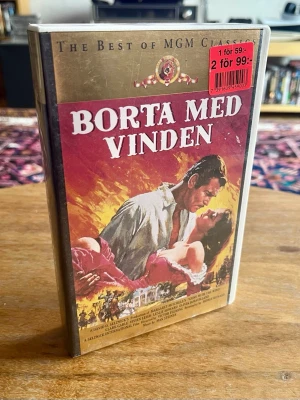Oöppnad VHS Borta med Vinden - Obrutet ex av ”Borta med Vinden”. Erbjuder 20% rabatt vid köp av 2 varor 