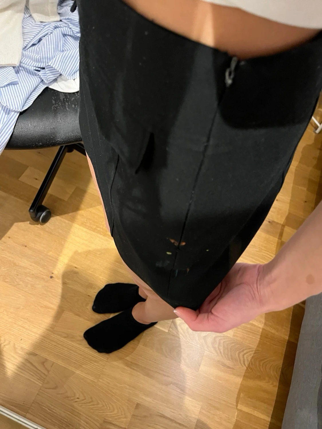 Pull&bear svart kortkjol med fickdetaljer - 2