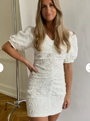 Studentklänning  - Storlek XS. Använd 1 gång. 