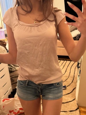 Blus - Söt ljusrosa blus