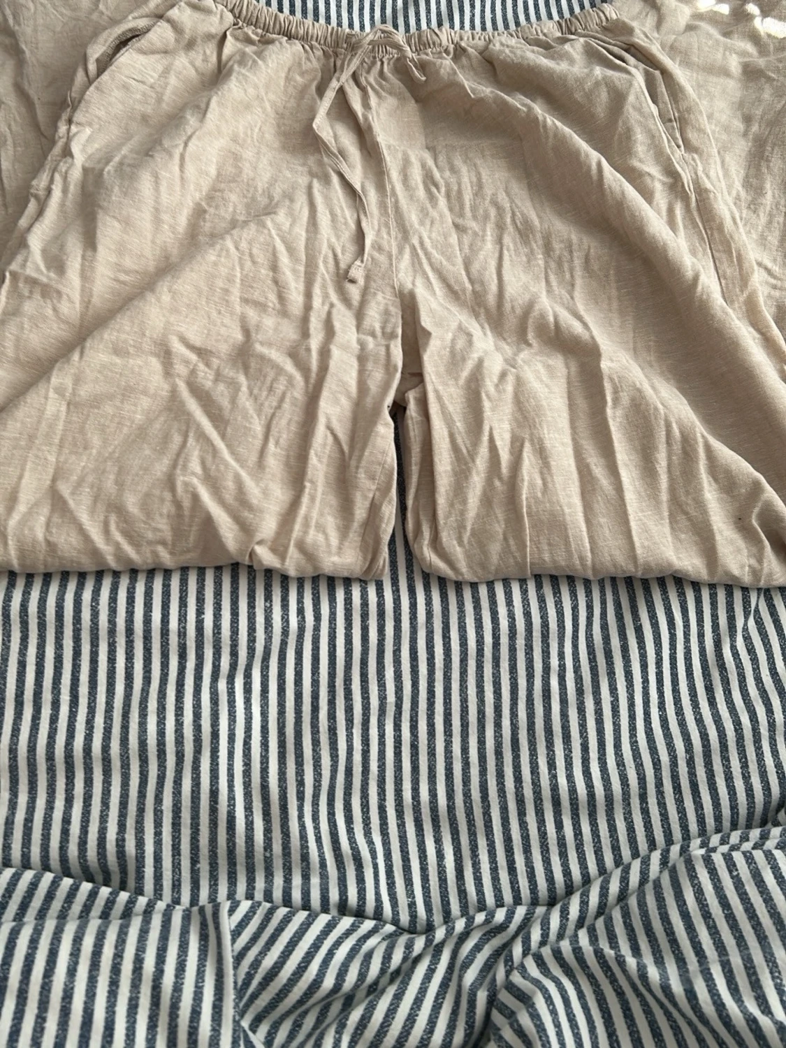 Beiga vida linnebyxor med resår